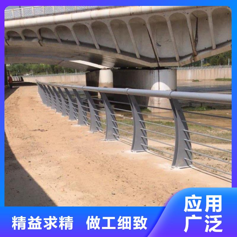 道路護(hù)欄q235b波形護(hù)欄板產(chǎn)品性能的簡(jiǎn)單介紹