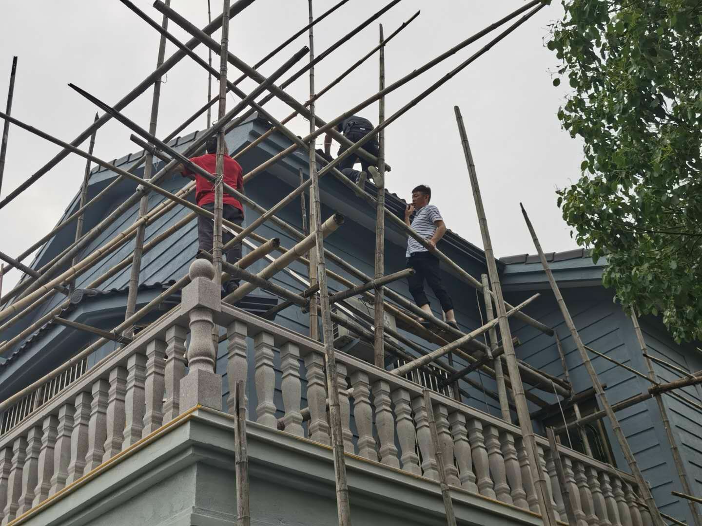 现货供应别墅金属成品雨水槽的厂家