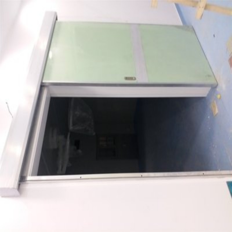 發貨及時的寵物醫院防護門銷售廠家