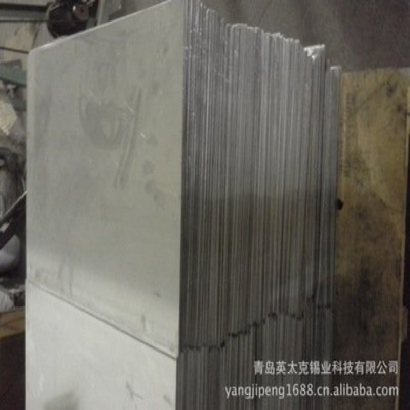 鉛門專注細(xì)節(jié)專注品質(zhì)